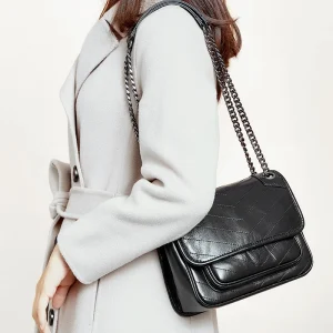 2024 new leather high-capacity single shoulder messenger bag and wandering bag luxury designer handbag bag for women