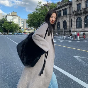 New Women's Korean Commuter Bag Luxury Full SKin Fox Hair Fashion Shoulder Bag Student Leisure Handheld Large Capacity Tote Bag