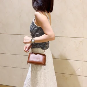 Luxury high-quality ladies bag new fashion all-match messenger bag PU leather fashion casual portable small square bag