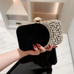 2025 New Luxury Elegant Velvet Evening Bag with Chain Strap and Diamond Clasp for Women's Parties and Weddings